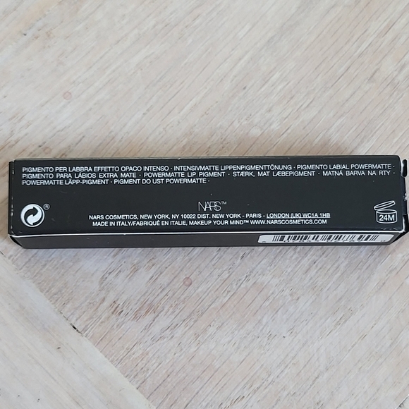 NARS Powermatte Lip Pigment - Get Up Stand Up - Picture 6 of 7